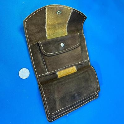 VINTAGE TWO-TONE SUEDE WALLET WITH CONTRASTING TOP STITCHING