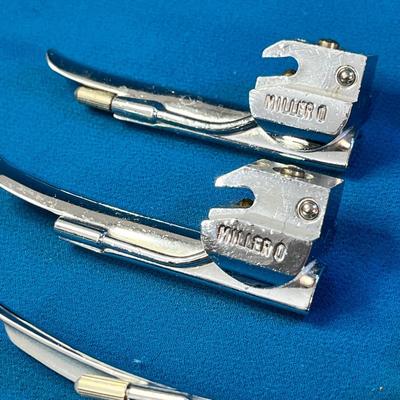 4 SURGICAL INSTRUMENTS â€œMILLER FOREGGERâ€ â€œMILLER DRAGERâ€ LIGHTED