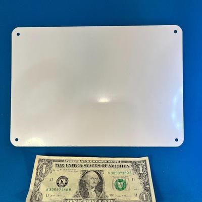 METAL â€œBEWARE OF THE DOGâ€ SIGN LIKE NEW 