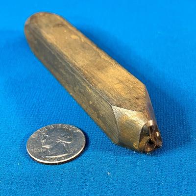 ANTIQUE HEAVY ENGRAVING CHISEL â€œ&â€ MARK