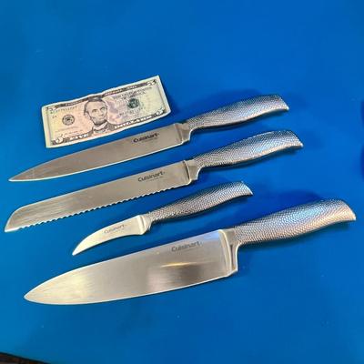 SET OF 4 DIFFERENT VERY SHARP CUISINART KNIVES WITH TEXTURED HANDLES