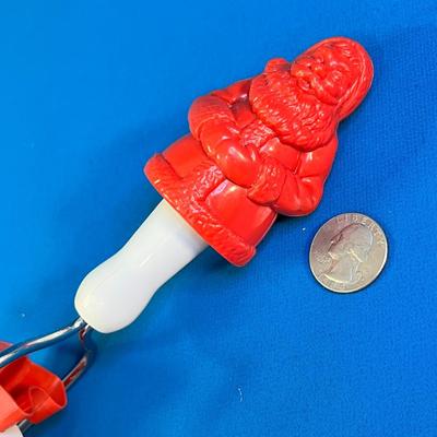 ROLLING CHRISTMAS COOKIE CUTTER TOOL SANTA HANDLE