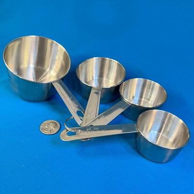 METAL 4-PIECE MEASURING CUP SET WITH METRIC AND LESSER AMOUNTS ON SIDES