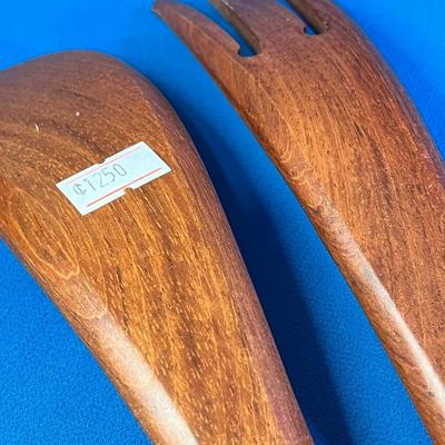 GRACEFUL MODERN TEAK? WOOD SALAD SERVING SET FORK AND SPOON