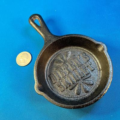 HUMOROUS LODGE CAST IRON â€œDIETERâ€™S SKILLETâ€ LIKE NEW 
