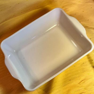 SMALL VTG. PYREX HARVEST GOLD BUTTERFLY FLOWER PATTERN SMALL CASSEROLE PAN