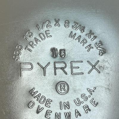 VINTAGE PYREX HARVEST GOLD BUTTERFLY FLOWER PATTERN 13â€ X 9â€ CAKE PAN