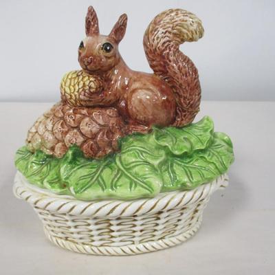 Vintage Carraro Porcelain Squirrel In Basket Cookie Jar