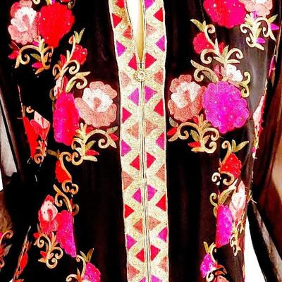 Vtg 70s  Embroidered Hostess Asian Influence  dress