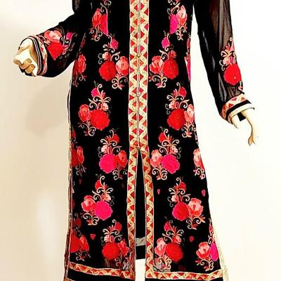 Vtg 70s  Embroidered Hostess Asian Influence  dress