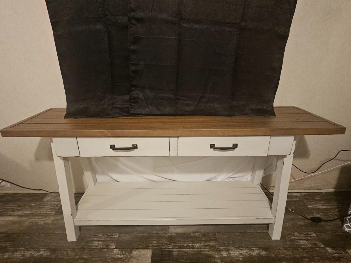 Stownbranner Sofa Console Table by Ashley EstateSales