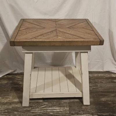 Stownbranner End Tables by Ashley (Set of 2)