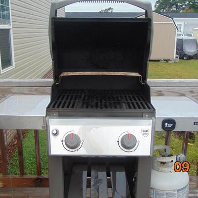 Weber Spirit II 3-Burner Liquid Propane Grill