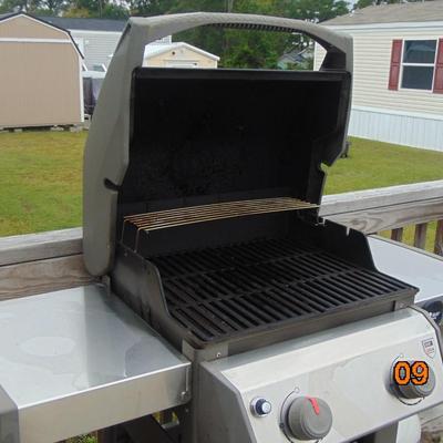Weber Spirit II 3-Burner Liquid Propane Grill