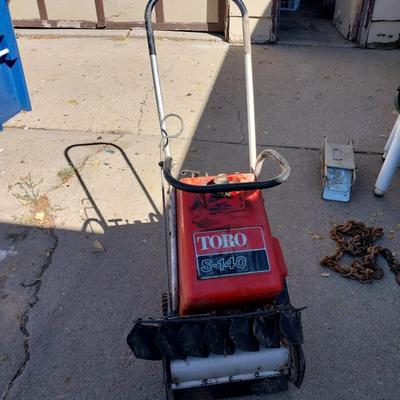 TORO SNOW THROWER