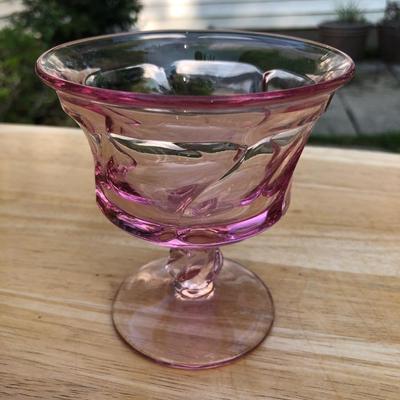 Jamestown pink champagne/ parfait set of 13!