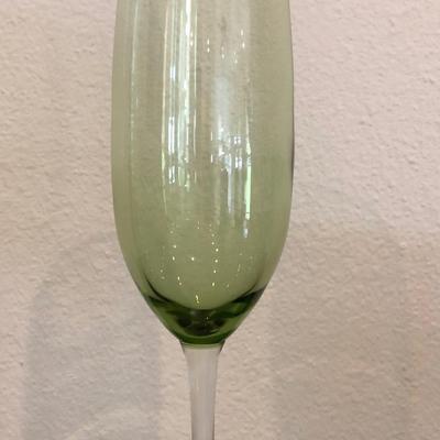 Set of (8) beautiful pale green champagne flutes glasses