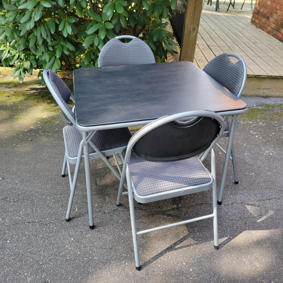 Cosco Folding Table and Chairs (GDW)