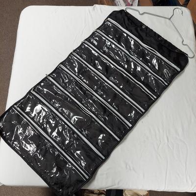 Hanging Jewelry Organizers (B5-BBL)