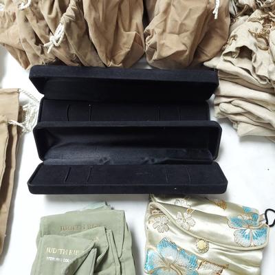 Cloth Jewelry Bags (B5-BBL)