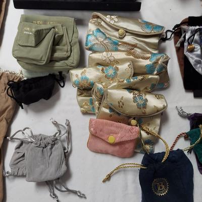 Cloth Jewelry Bags (B5-BBL)