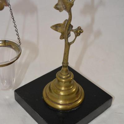 Victorian Cast Brass Float Lamp with Ivy Stand
