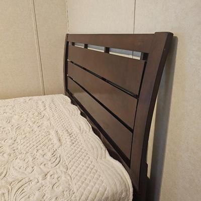 LYKE Home Laurel Cherry Full Size Bed w/DreamCloud Adjustable Bed Frame