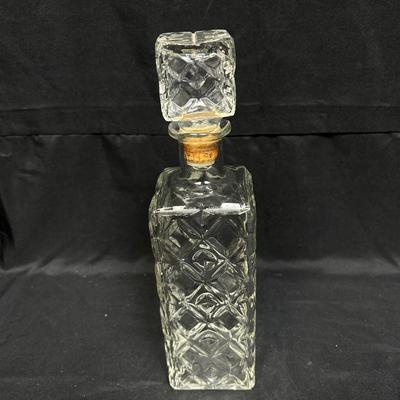 Vintage Federal Law bottle decanter  Diamond Pattern Whiskey Giin