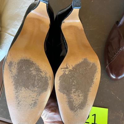 2 pairs of vintage heels