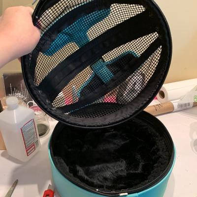 Cat Carrier Sleepy Pod  Teal Color