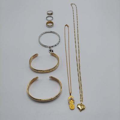 The Bradford Exchange Footprints Jewelry & More with 14K & 925 (B5-BBL)