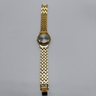 Two Gold Tone Quartz Watches by Peck & Peck and Alto (B5-BBL)