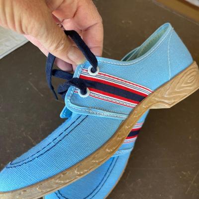 Sneaker type shoes