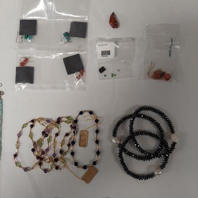 Beaded Necklaces and Bracelets (B5-BBL)