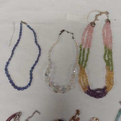 Beaded Necklaces and Bracelets (B5-BBL)