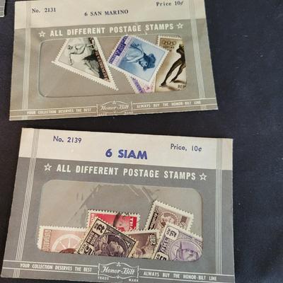 Circulated and Uncirulated Stamps of the World (SR-DW)