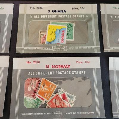 Circulated and Uncirulated Stamps of the World (SR-DW)