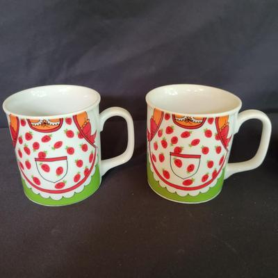 Adorable Vintage Children's Plate Set (SR-DW)