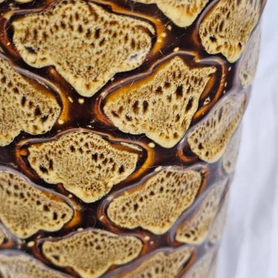 Prisma Pattern Vase w/Forsythia Flower Arrangment