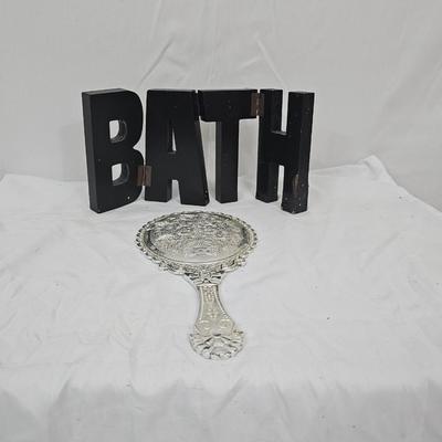 Bath & Mirror Decor