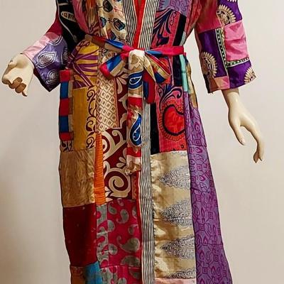 Vtg 1970s Silk Patchwork  Kimono with Sash