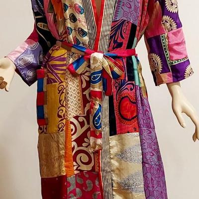 Vtg 1970s Silk Patchwork  Kimono with Sash