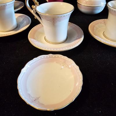 Kaiser W. Germany Demi-Tasse Cups & Saucers (DR-JS)