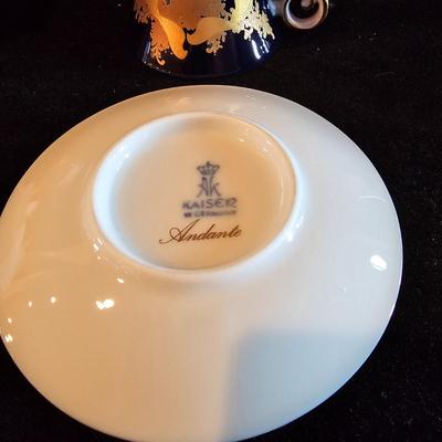 Kaiser W. Germany Demi-Tasse Cups & Saucers (DR-JS)