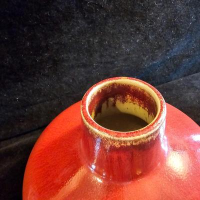 Tabletop Decor: Floral Lamp, Glazed Vase, & More (DR-JS)