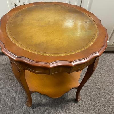 Pair of Vintage Midcentury Side End Tables Round and Square