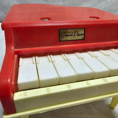 Vintage Disney Coin Banks + Two Mini Toy Pianos (BO-JS)