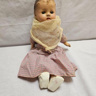 Two Vintage Baby Dolls (BO-JS)