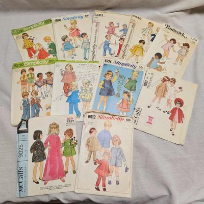 Vintage Children's Sewing Patterns (BO-JS)
