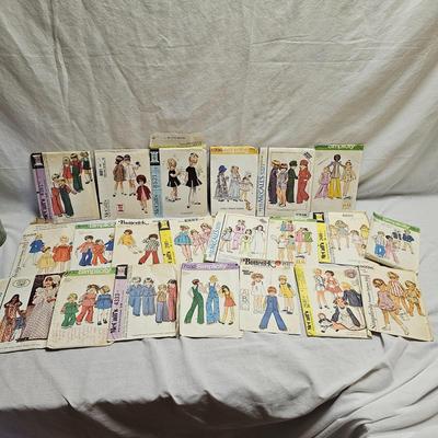 Vintage Children's Sewing Patterns (BO-JS)